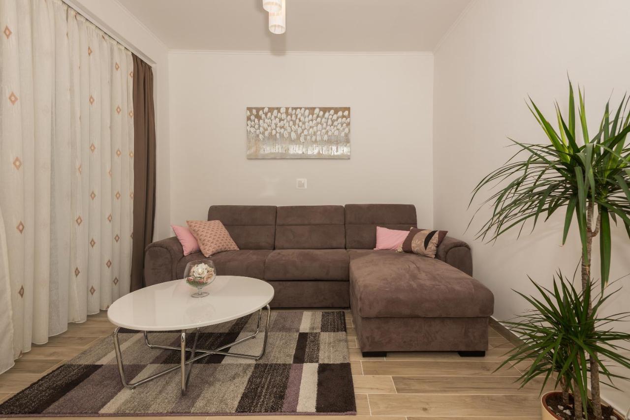 Apartman Pinto มาคาร์สกา ภายนอก รูปภาพ